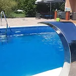 Alexa 度假居 *